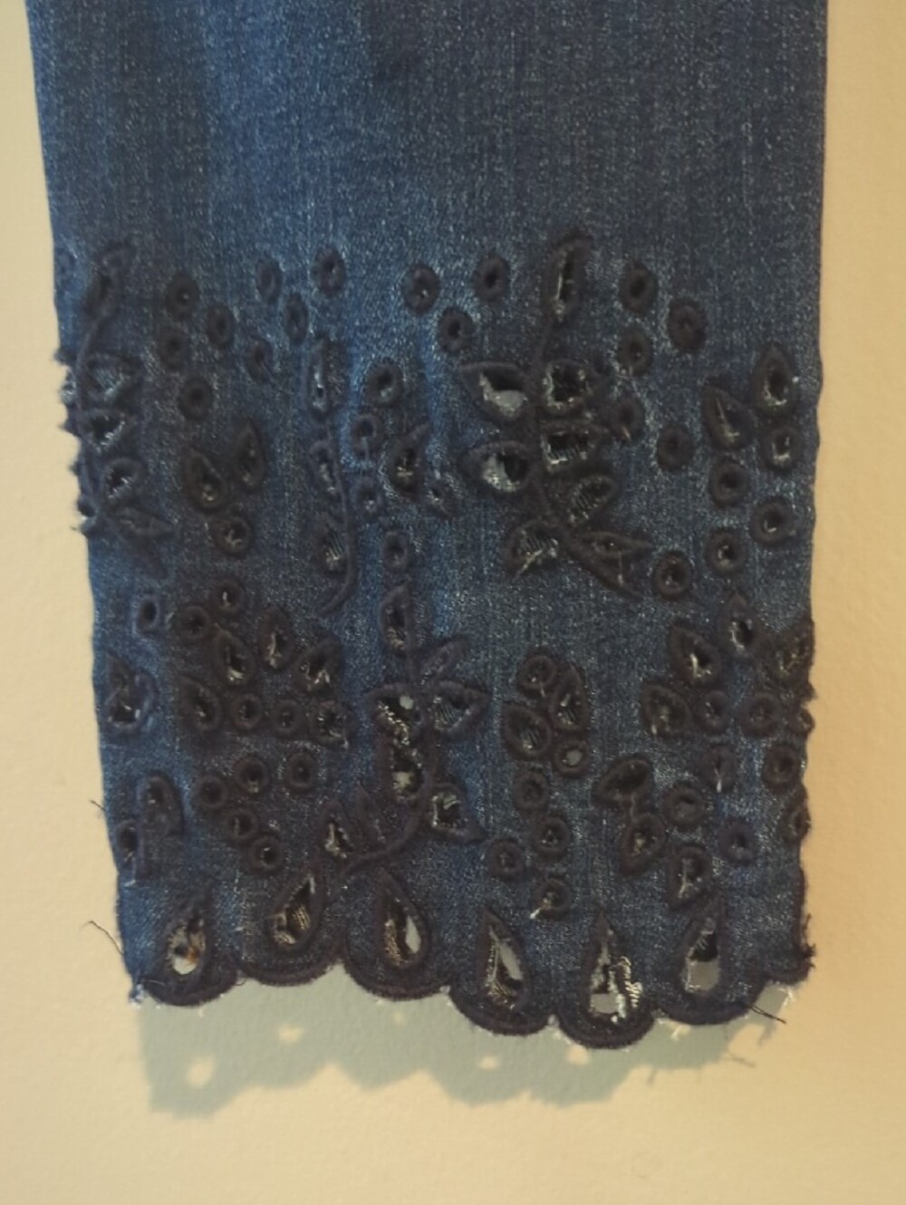 NWT- LOFT Dark Blue Modern Skinny Cropped Jeans with Laser-Cut Ankle - NWT - Picture 8 of 10